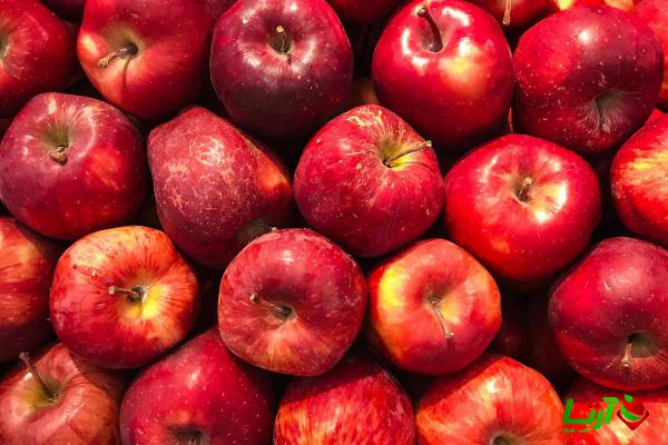فروش ویژه سیب قرمز با قیمت ارزان